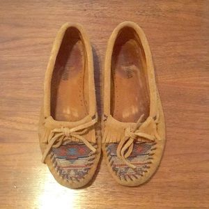 Minnetonka leather moccasins